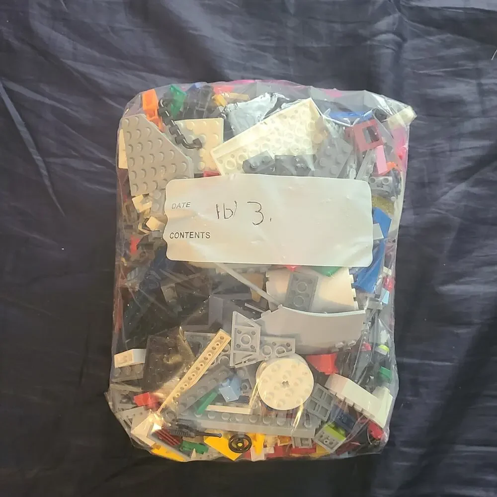 Lego random pieces lot size Ib 3.